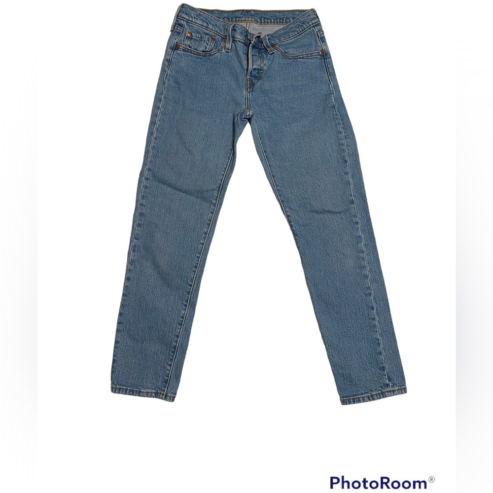 Levi’s 501 Tapered Jeans